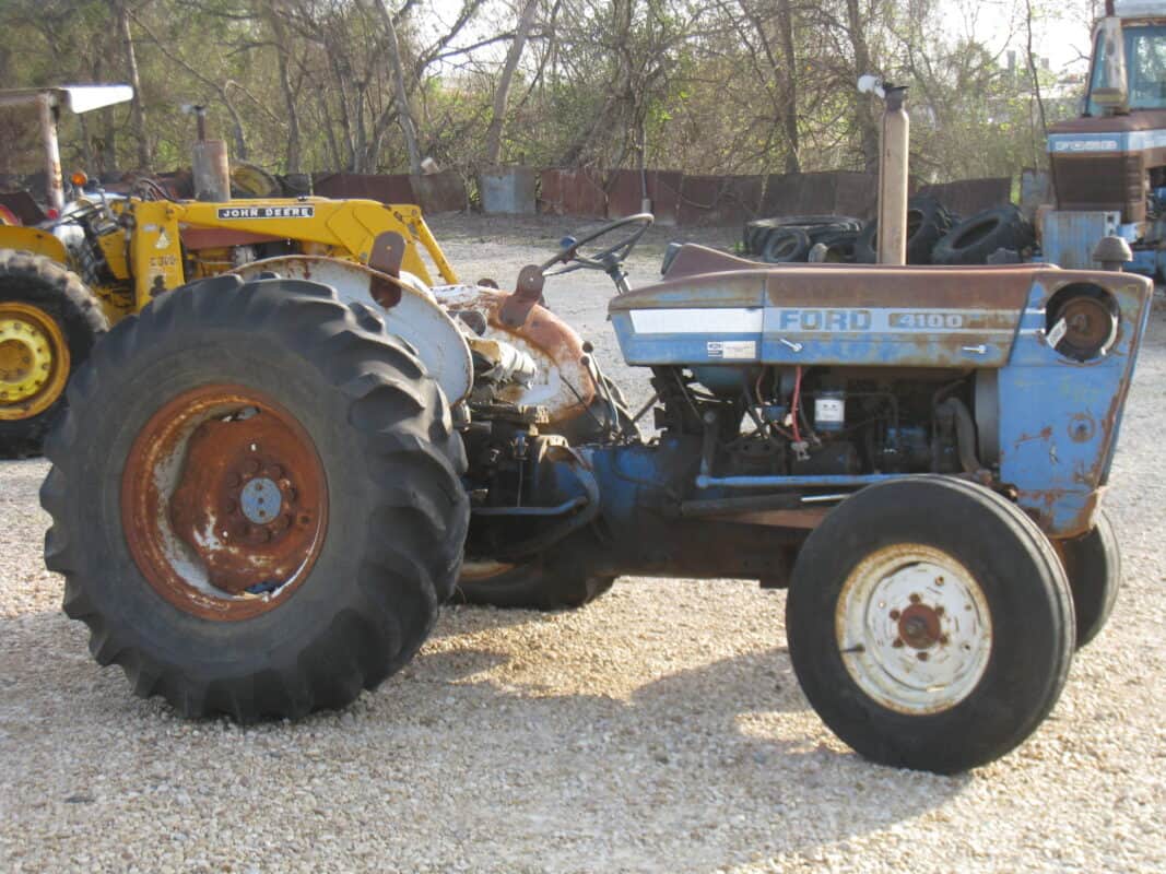 Ford New Holland 4100