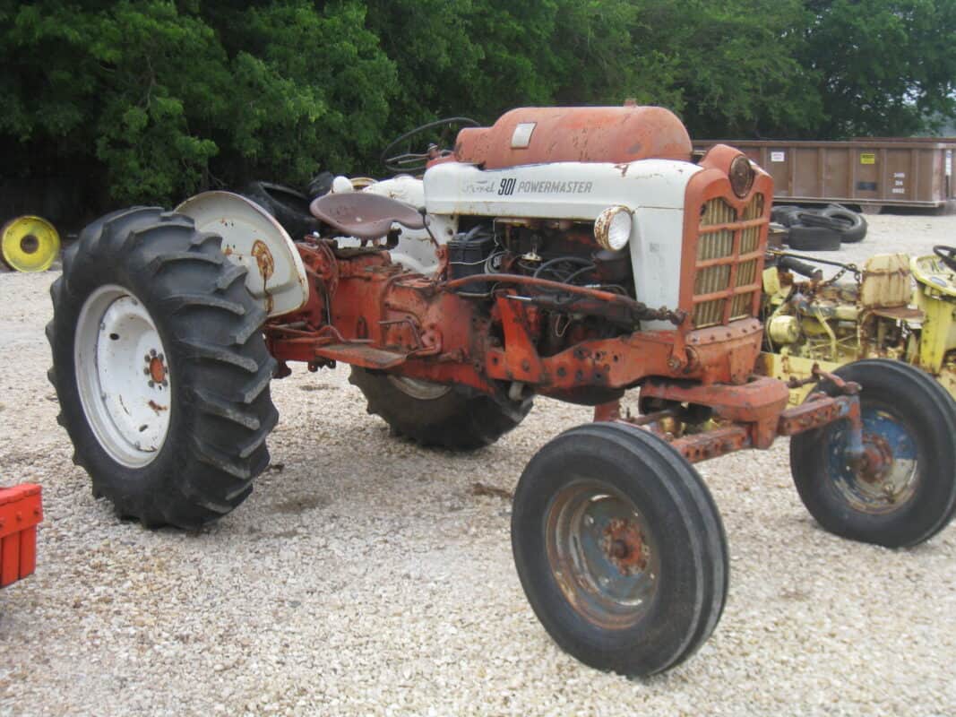 Ford New Holland 901