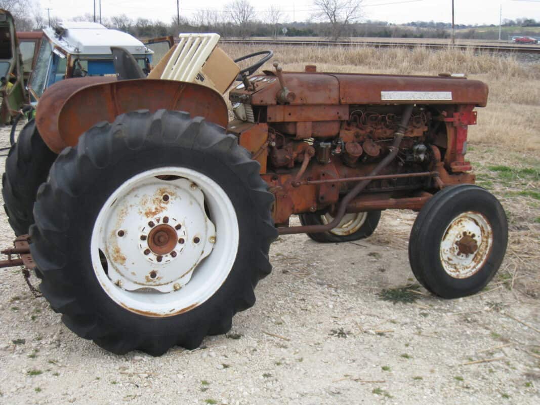 International Harvester 460UT