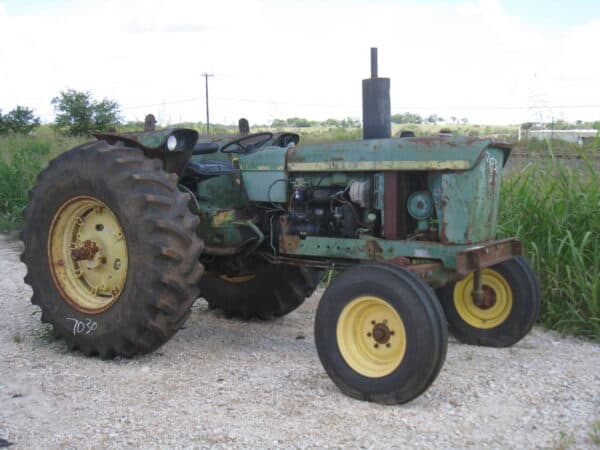 John Deere 2630